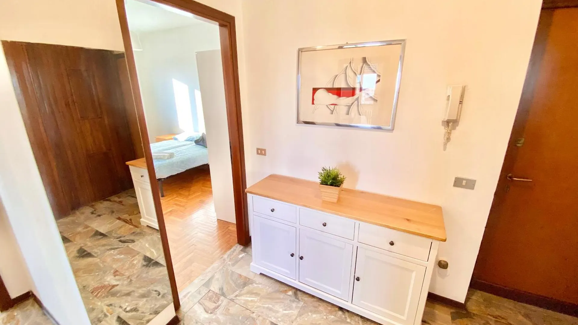 Duomo-Navigli- Vista Sulla Citta Apartamento Milão